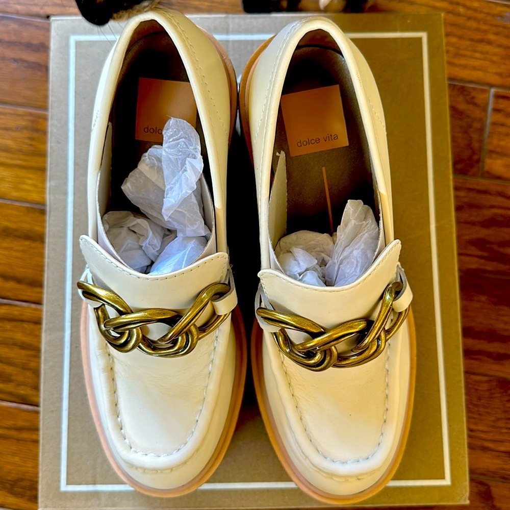 Dolce Vita ‘Brenan’ platform loafers. Women’s size 6. Worn once. $35